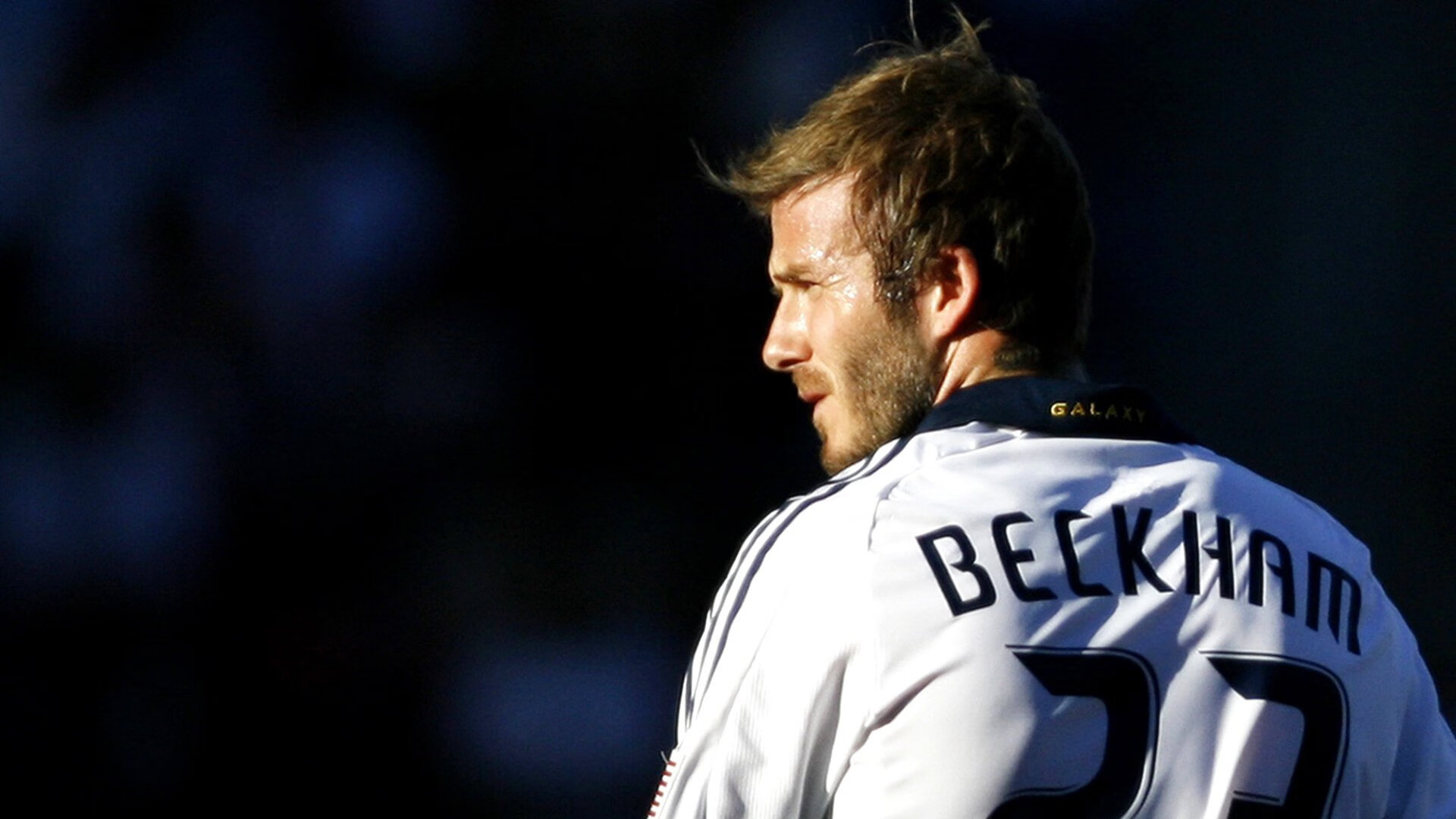 乔治发表赛场瞬间视频成爆点，乔治霸气视频完整版